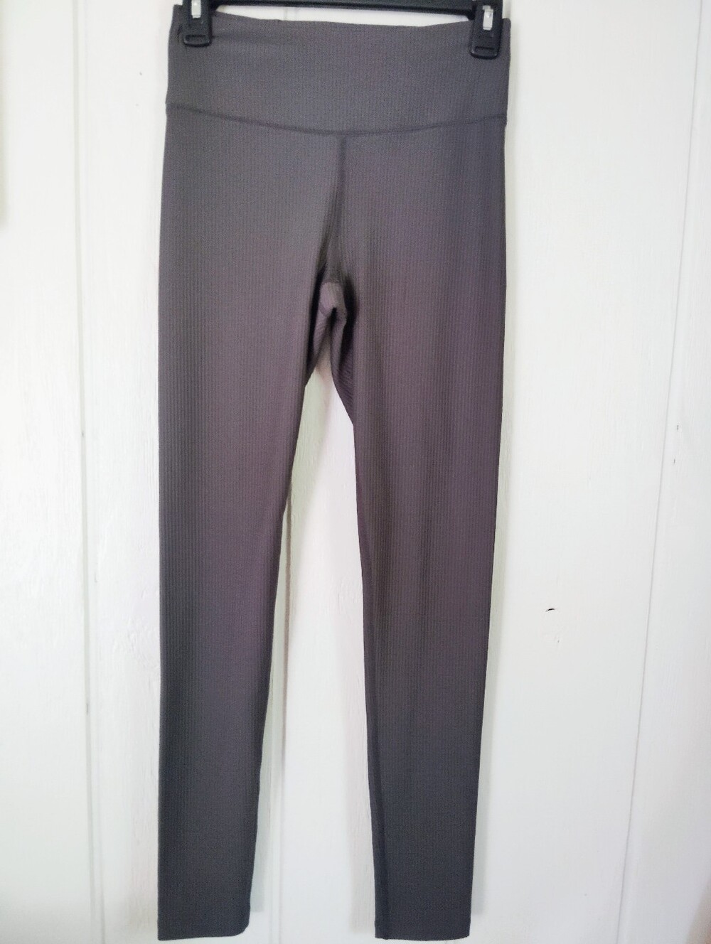 NWOT!! FLX Active Outdoor High-Rise Ribbed Joggers/Leggings. Size S